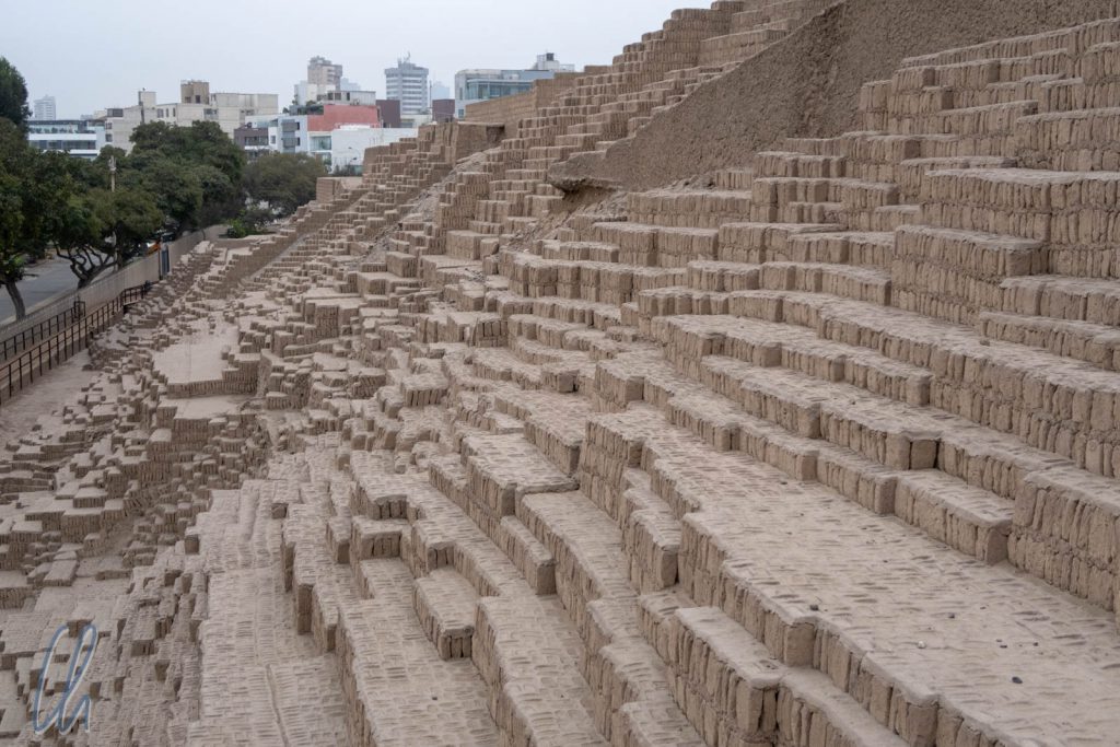 Huaca Pucllana, eine Ausgrabungsstätte mitten in der Hauptstadt