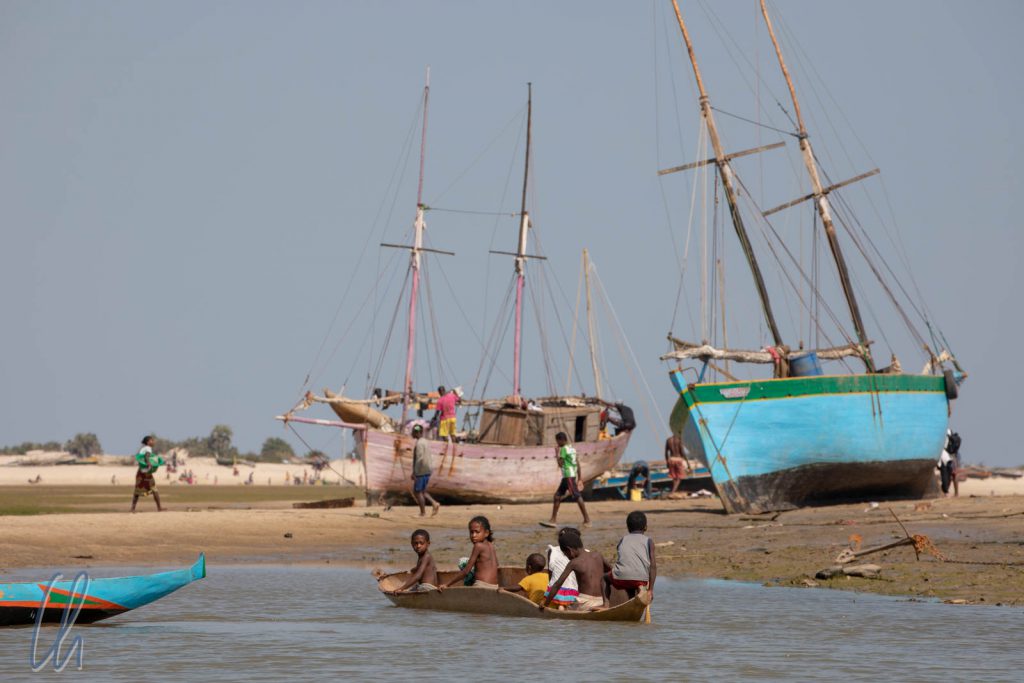 Strand und Meer, Boote und Fischer, auch das ist Madagaskar