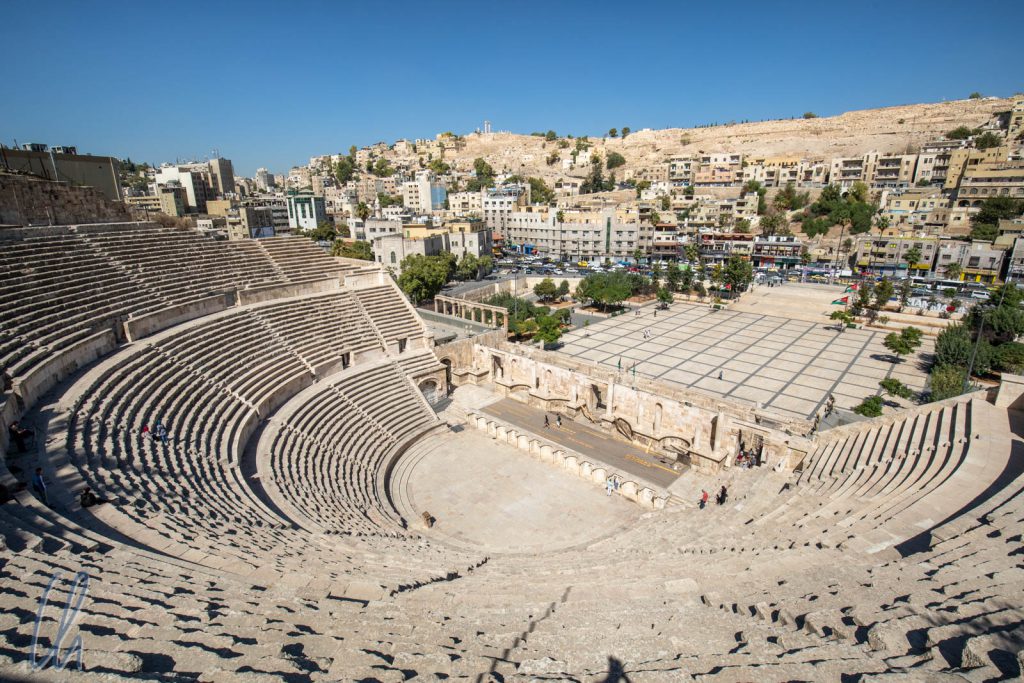Das römische Amphitheater in Amman. Schon viele Kulturen bewohnten diesen Ort.