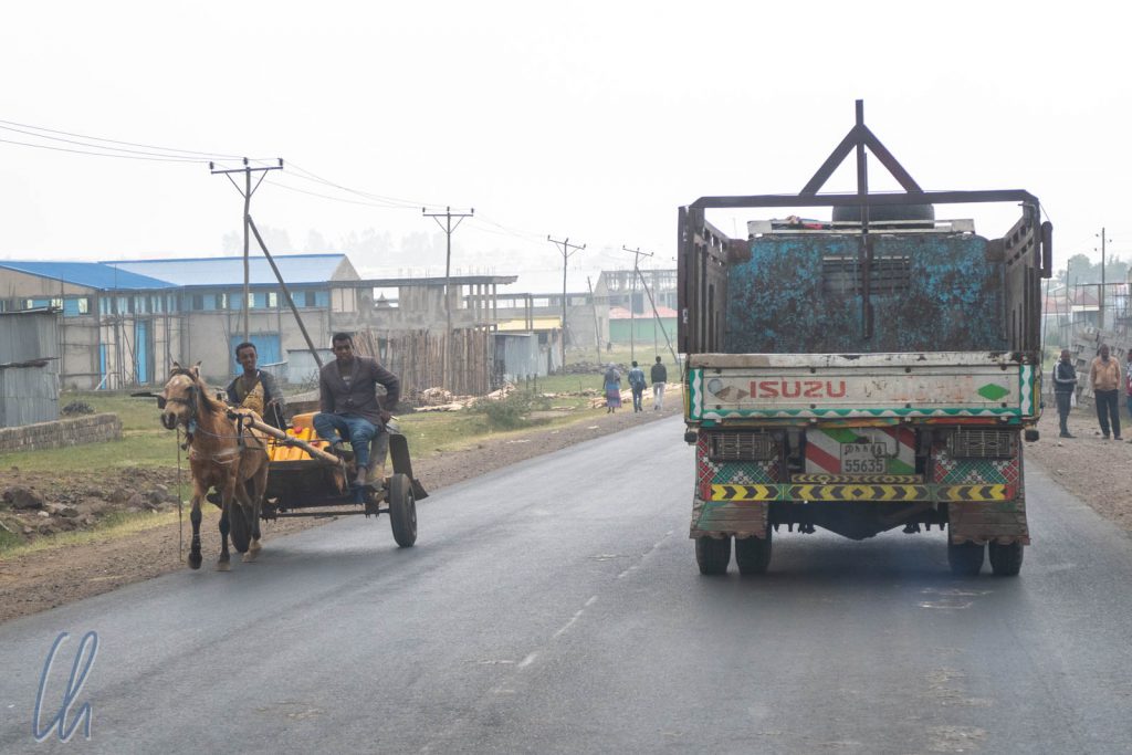 Auf Äthiopiens Straßen haben viele Gefährte nur ein PS.