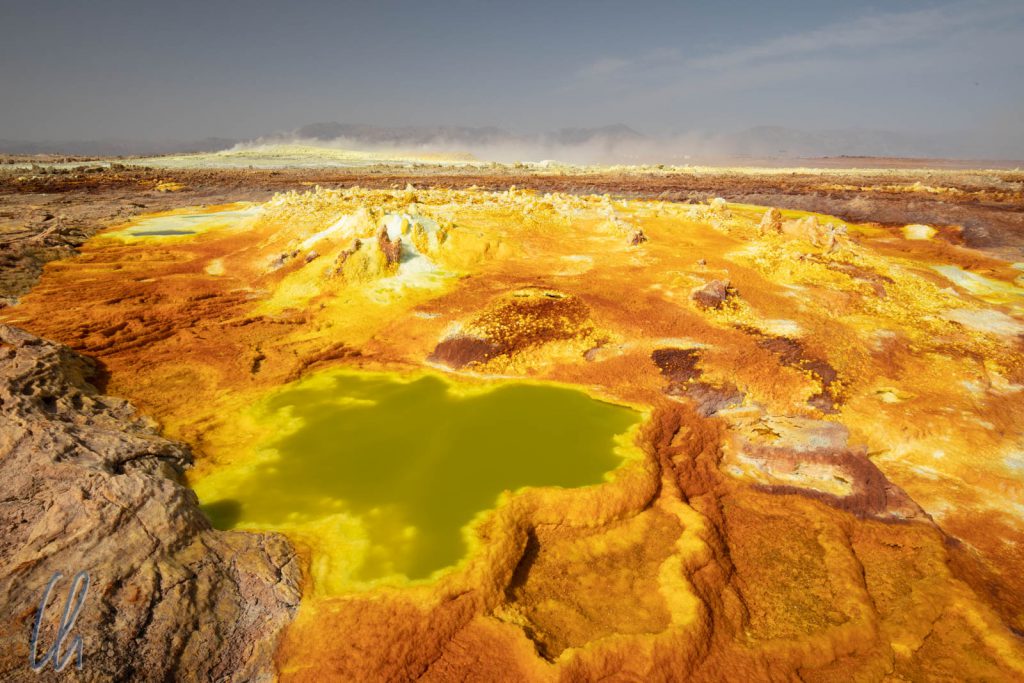 Ein heißer Anblick! Das Geothermalgebiet am Dallol protzt mit kräftigen Farben.