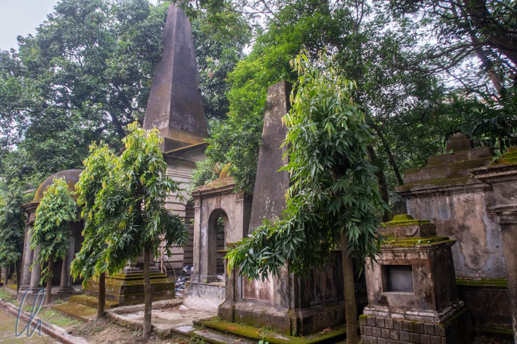 Prachtvolle Grabstätten aus kolonialer Zeit auf dem South Park Street Cemetery