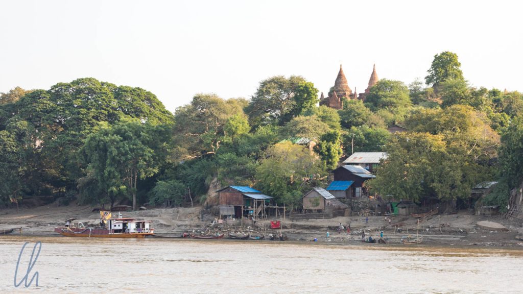 Angekommen in Bagan, die ersten Tempel sind in Sicht