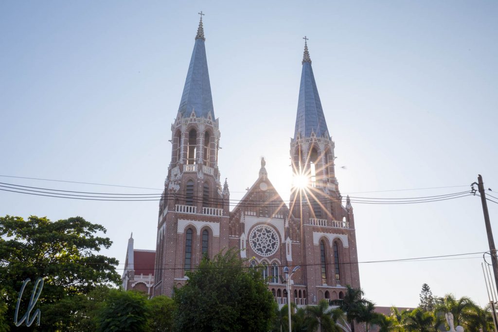 Saint Mary's Cathedral, die zentrale katholische Kirche in Yangon